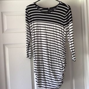 Jessica Simpson Tops - Jessica Simpson striped maternity Top Jessica Simpson Tops - Jessica Simpson striped maternity Top